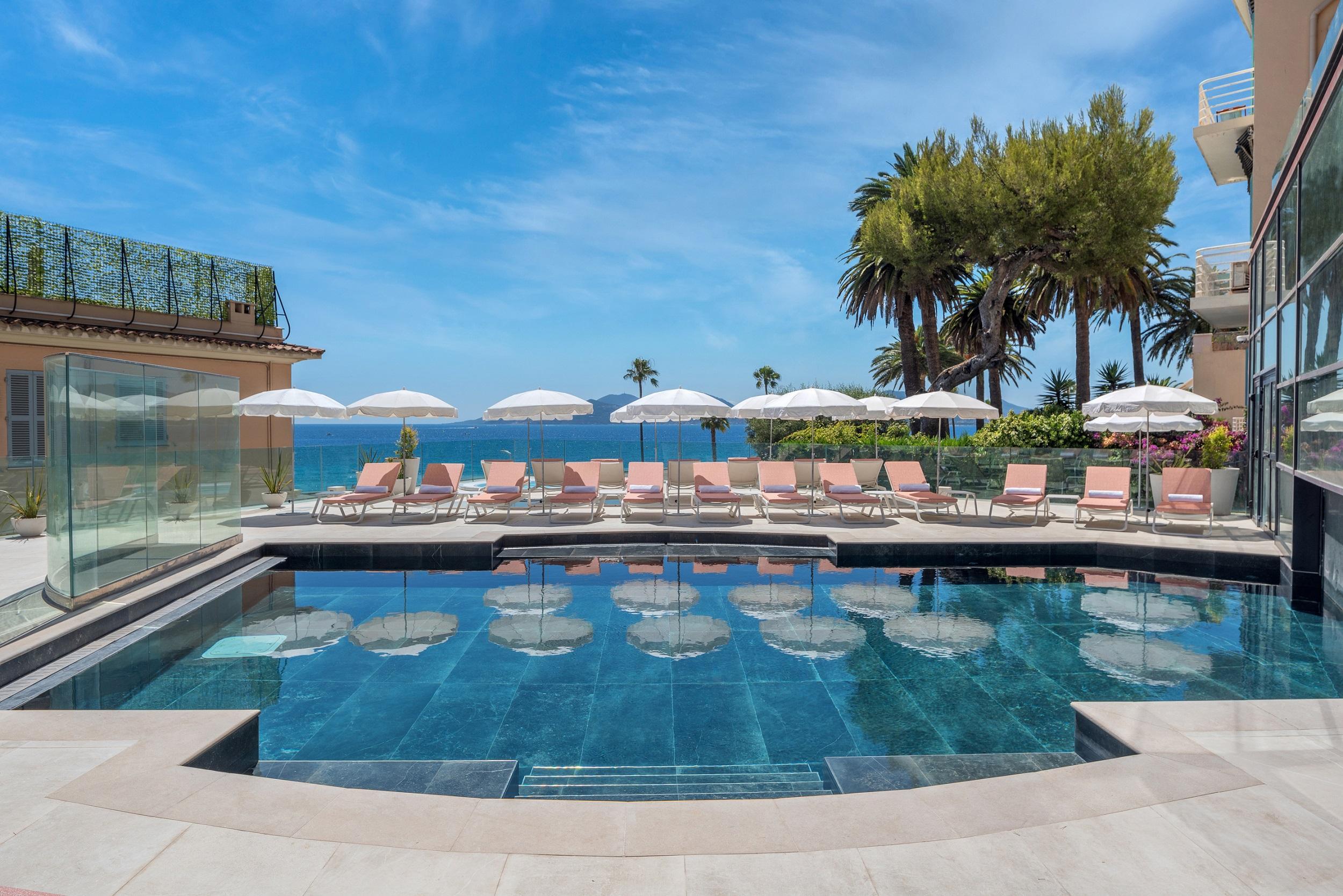 Radisson Blu 1835 Hotel, Hotel Cannes