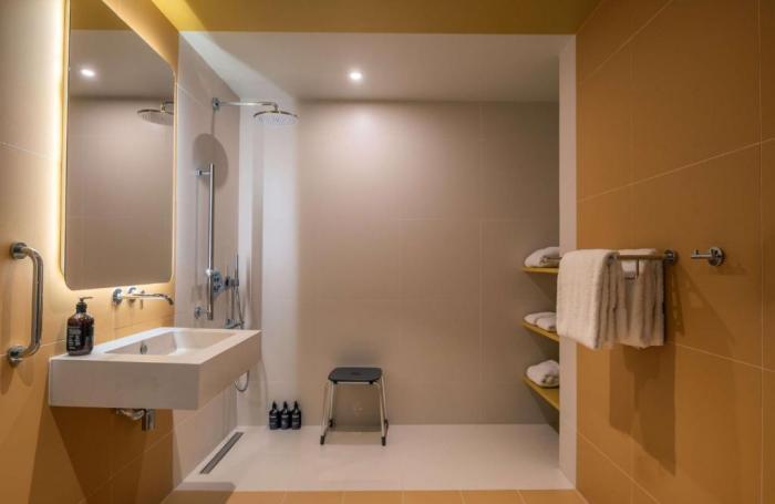Radisson Blu 1835 Hotel, 4* Cannes
