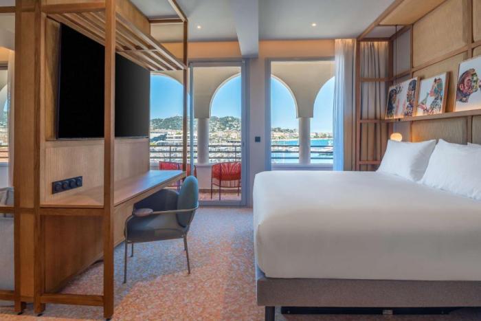 Hotel Radisson Blu 1835 Hotel, Cannes