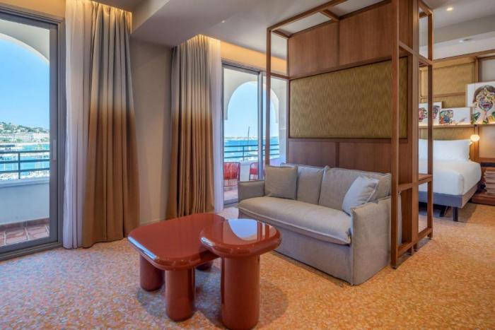 Radisson Blu 1835 Hotel, 4* Cannes