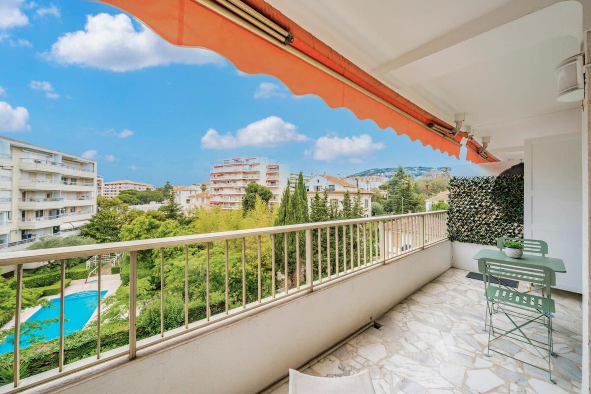 Lovely & Bright One-bedroom Close To The Croisette * Cannes