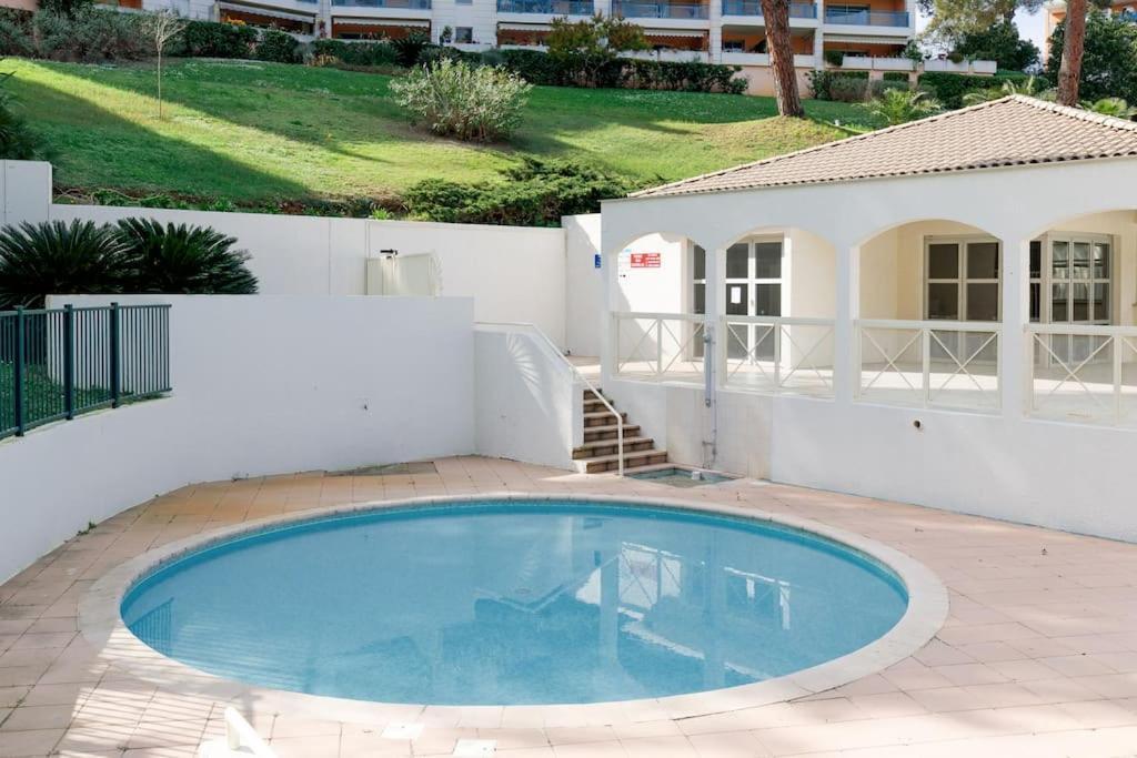 Domaine Des Palmiers - Piscine- Parking - Tennis - Clim