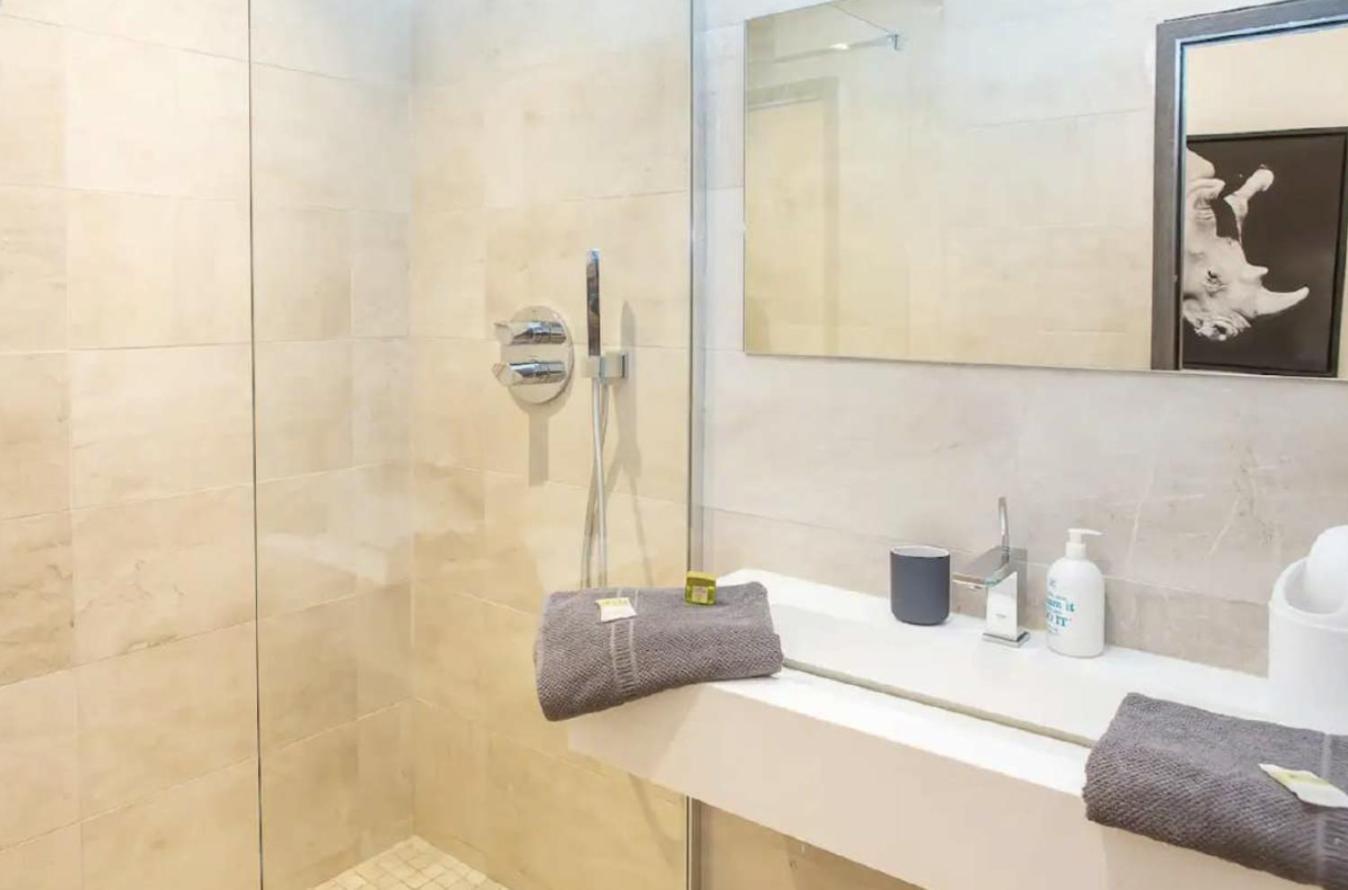Amazing Large 1-bedroom * Cannes