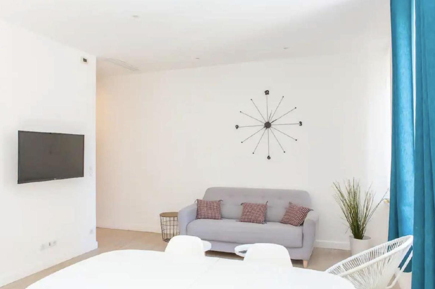 Amazing Large 1-bedroom Cannes