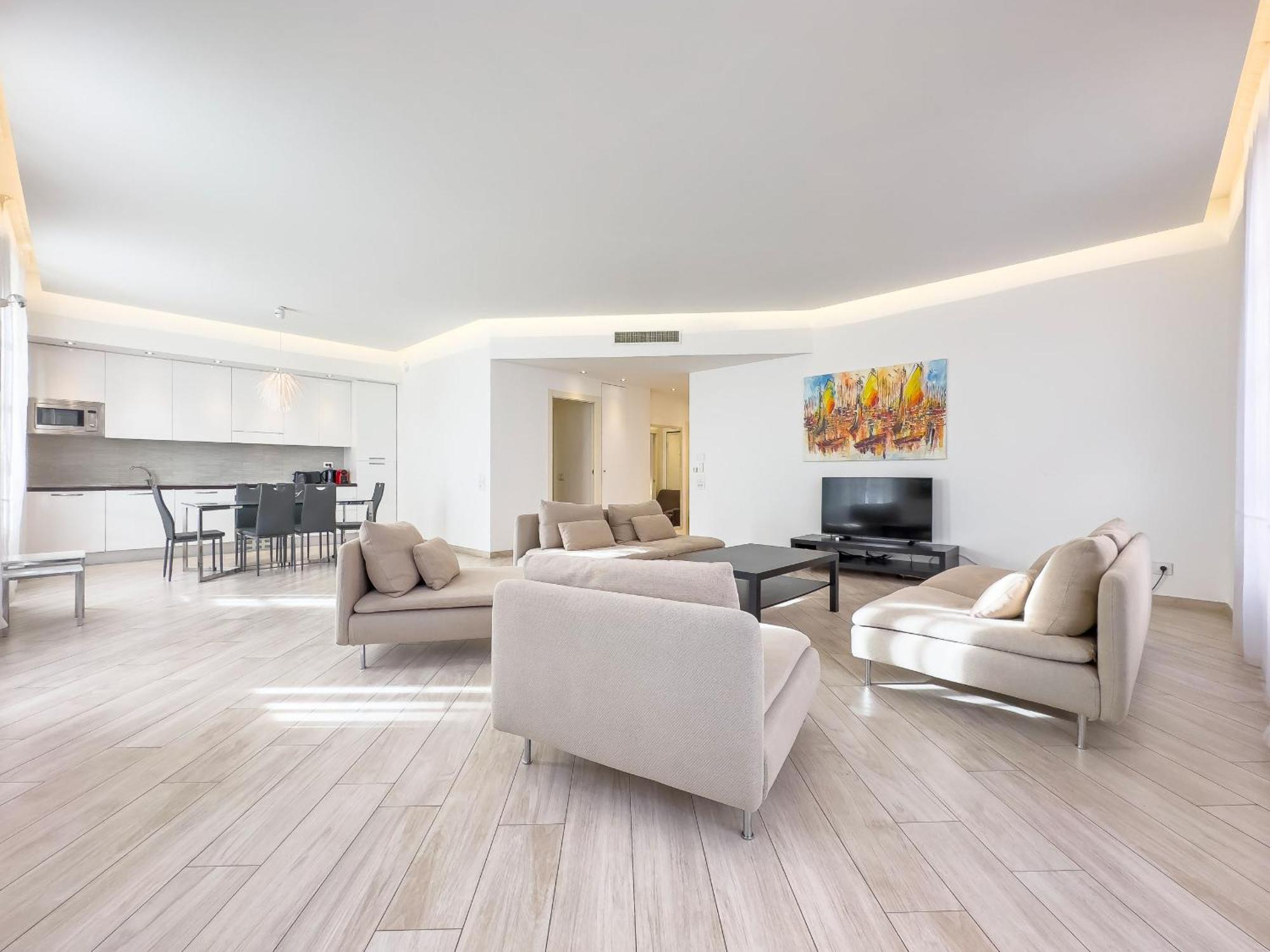 Apartment Tony Allard By Winsome Destination 2a