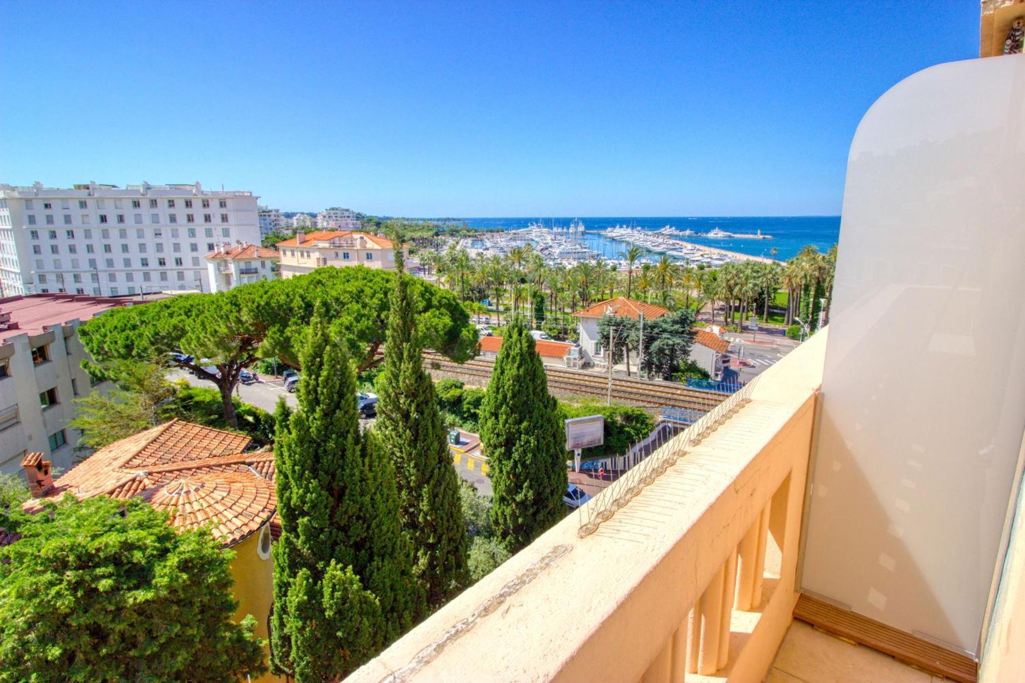 Croisette - 4 Personnes - Vue Cannes