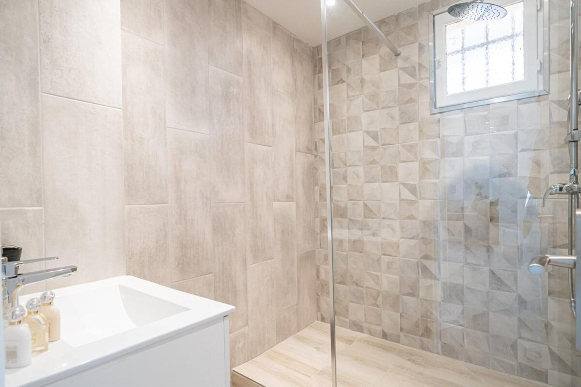 Brand New 2 Bedroom In The Heart Of * Cannes