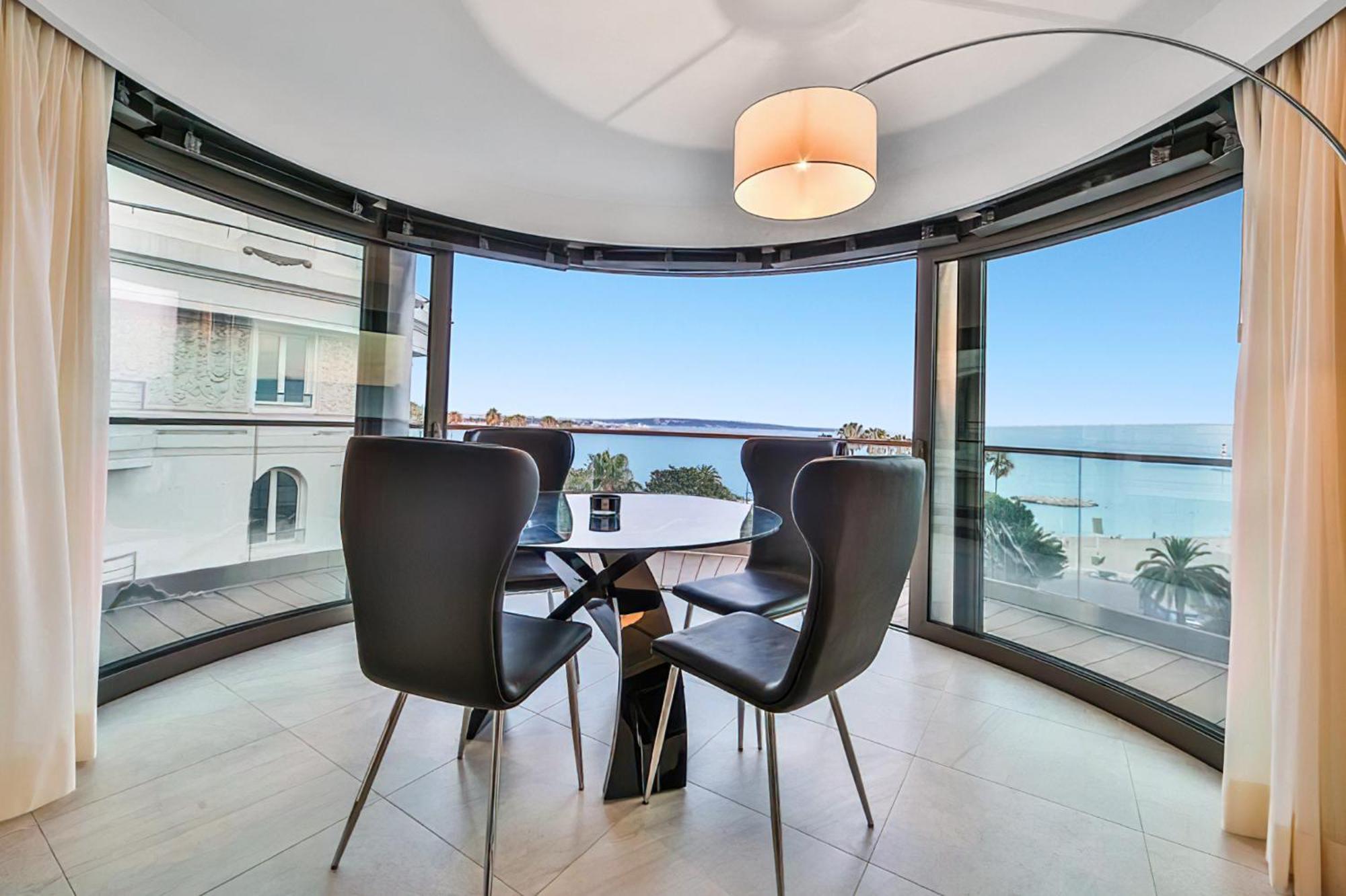 7 Croisette Apartment