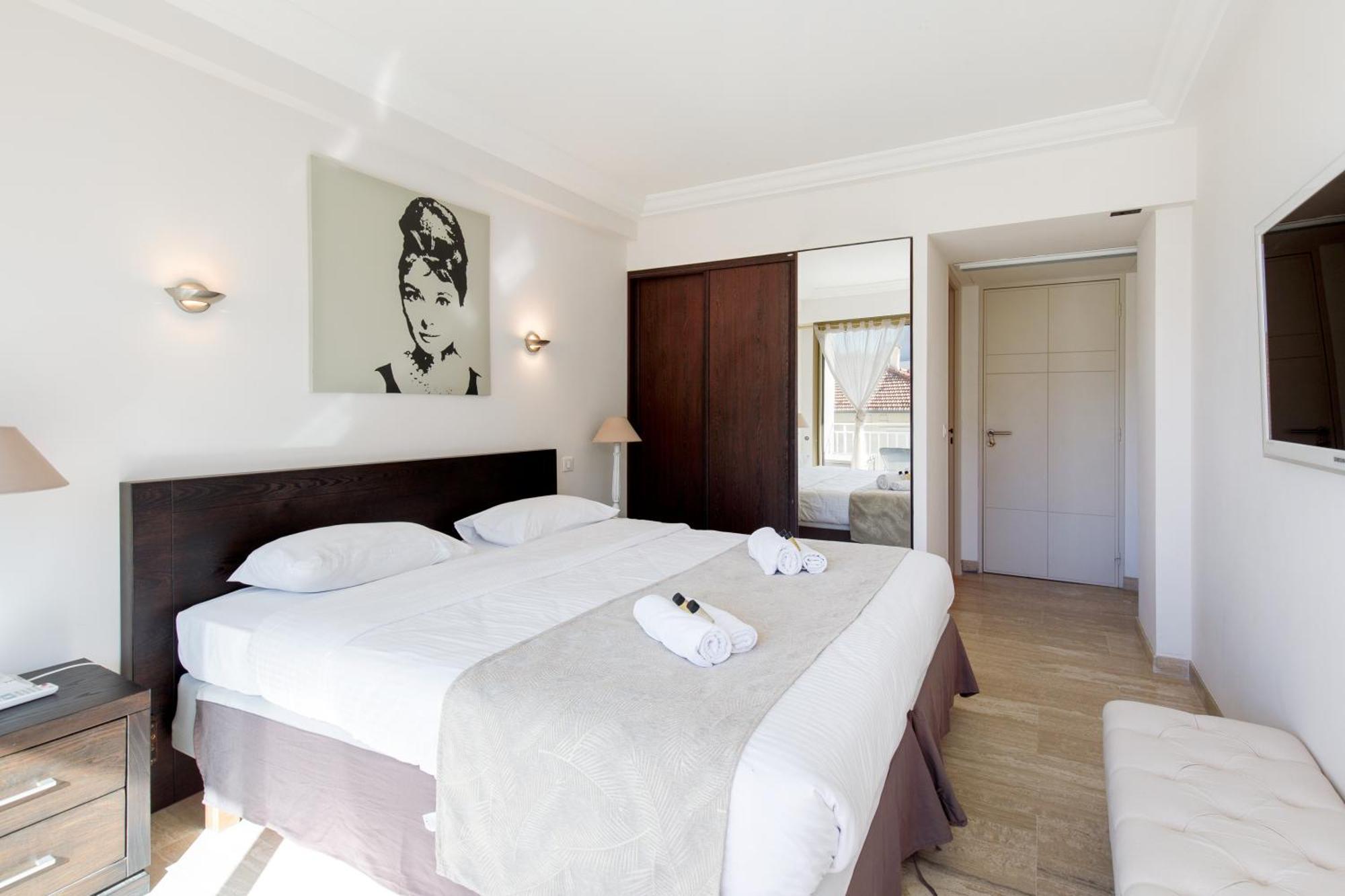 Apartment Elegant 120m² En Front De A