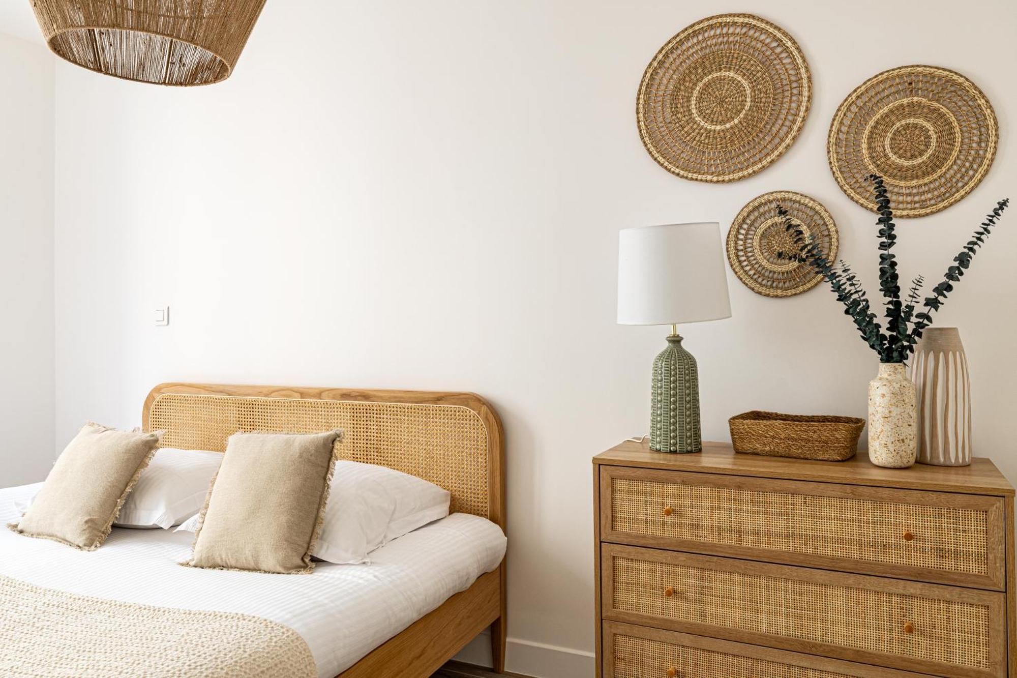 Apartment Beautiful 1br, Heart Of Suquet-cannes - 5min