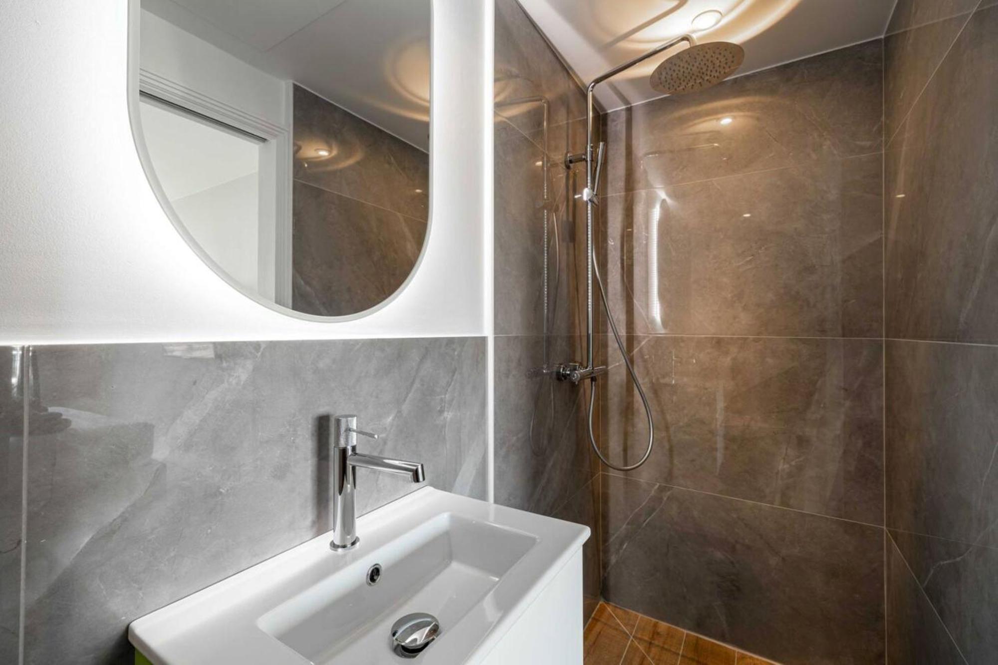 Apartment Carlton Riviera -