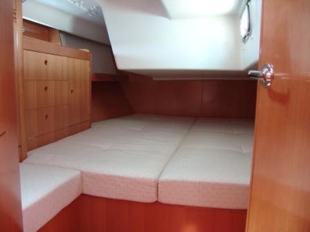 Sailboat Beneteau *