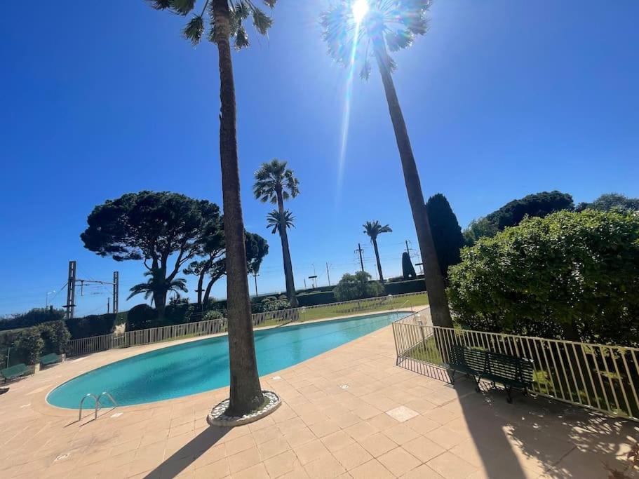 Le Bluebay - Luxurious 2 Bedrooms Seaview Swimming Pool Carpark * Cannes