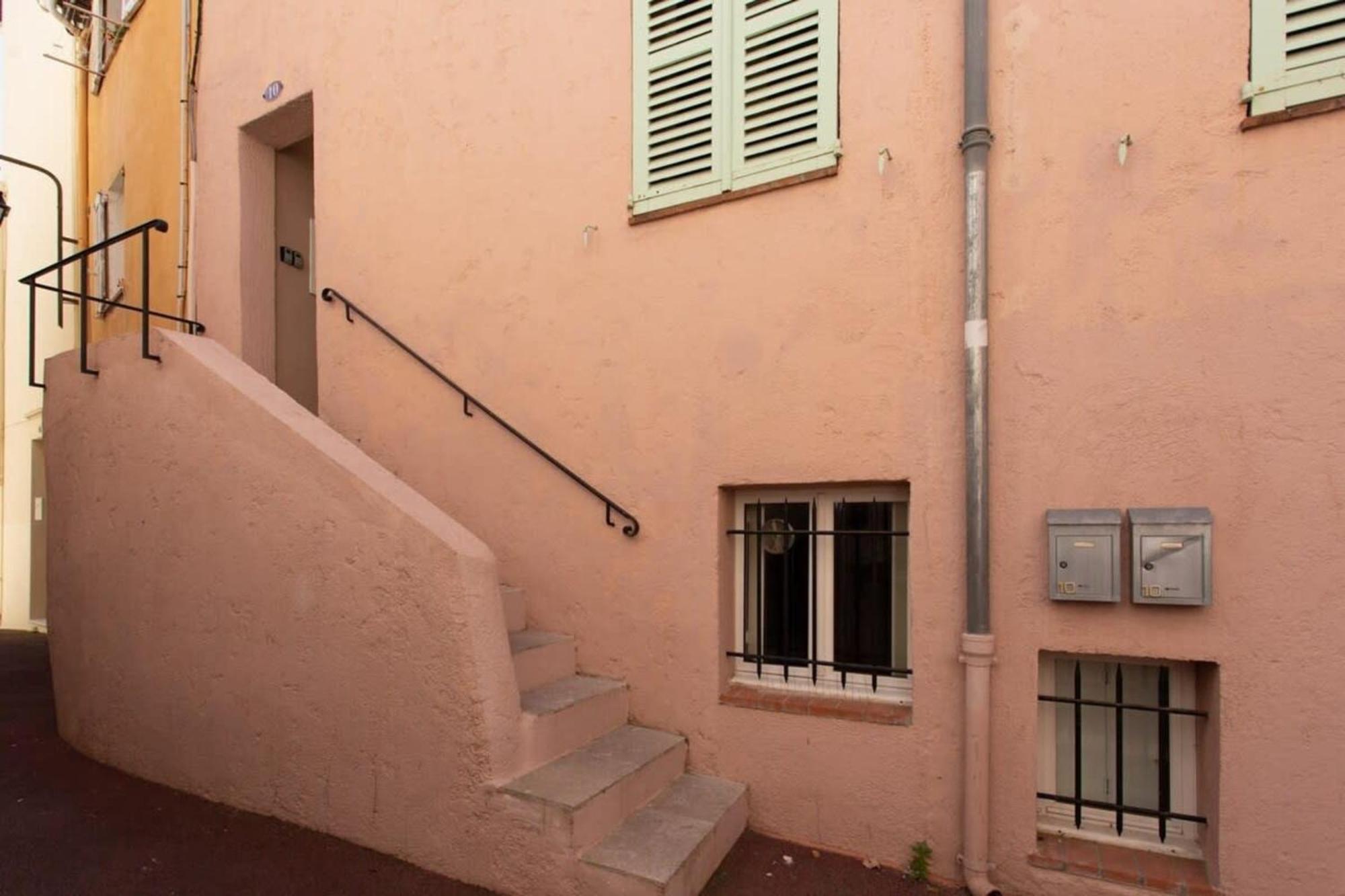 Port Suquet Furnished Apartment Cannes