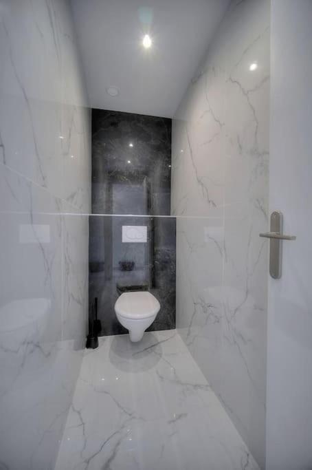 Immogroom - Ac - 1 Bedroom - Balcony - Renovated *