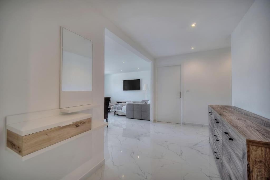 Appartement Immogroom - Ac - 1 Bedroom - Balcony - Renovated Cannes
