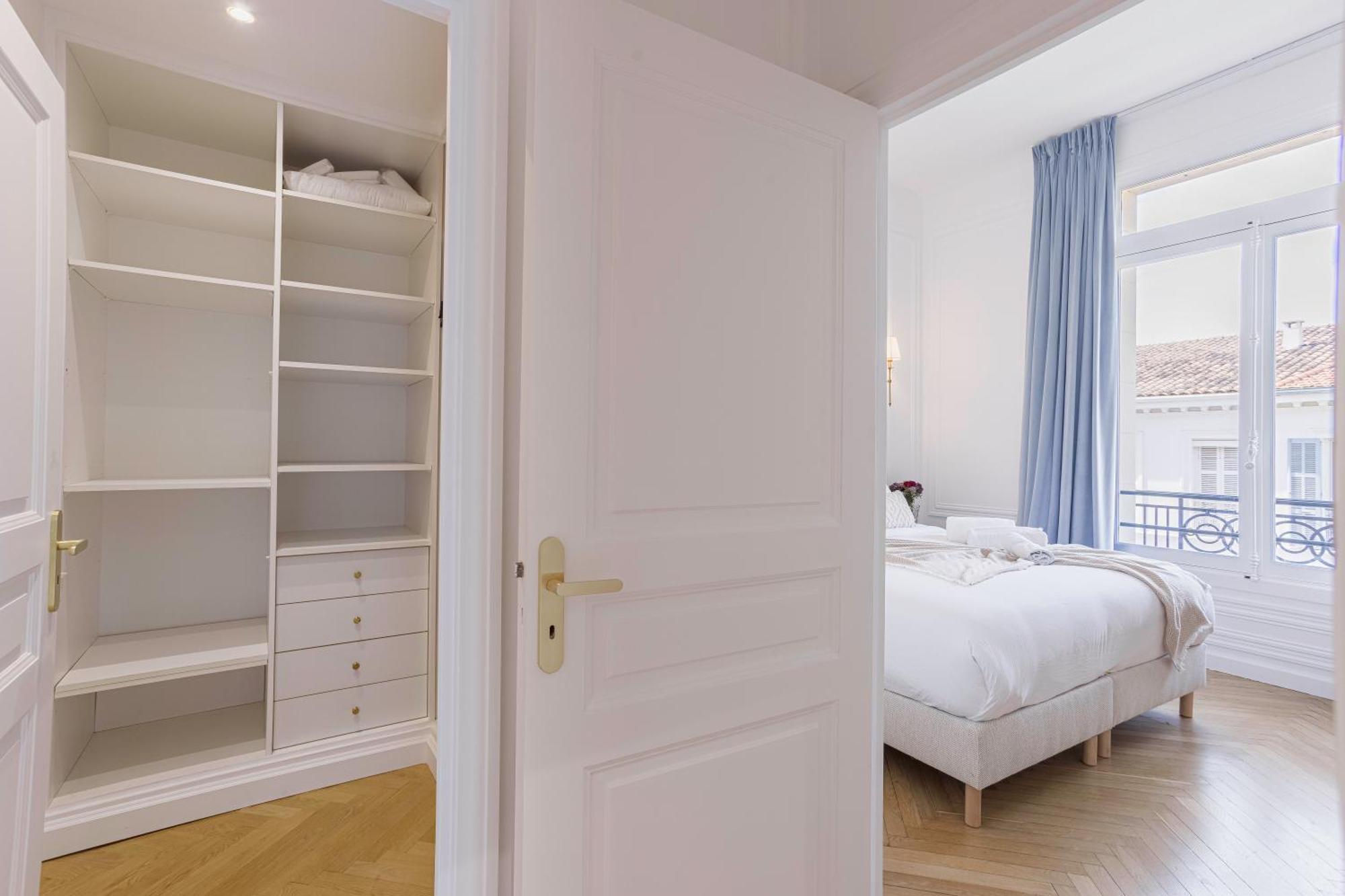 Montecristo & Emplacement Unique & Spacieux 150m2 & Clim Apartamento Cannes