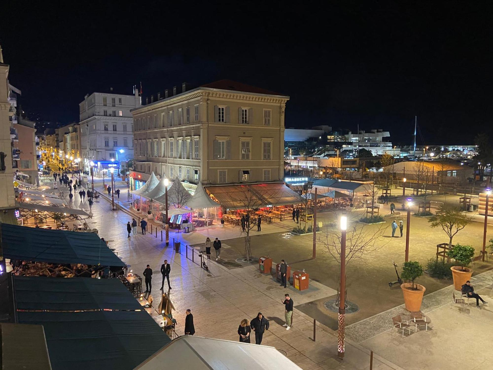 Alc - Ff49 - 6 Min Palais - Beaches *