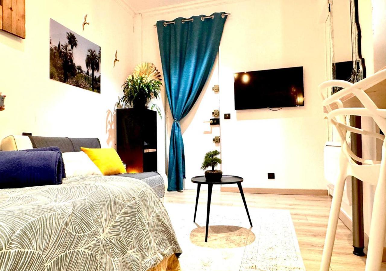 California Studio-parking-wifi-confort- Jardin Commun Avec Splendide Vue Mer-capitalchic Services * Cannes