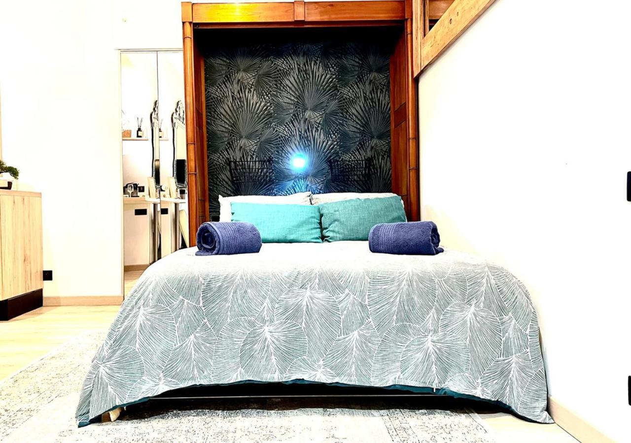 California Studio-parking-wifi-confort- Jardin Commun Avec Splendide Vue Mer-capitalchic Services Apartment Cannes