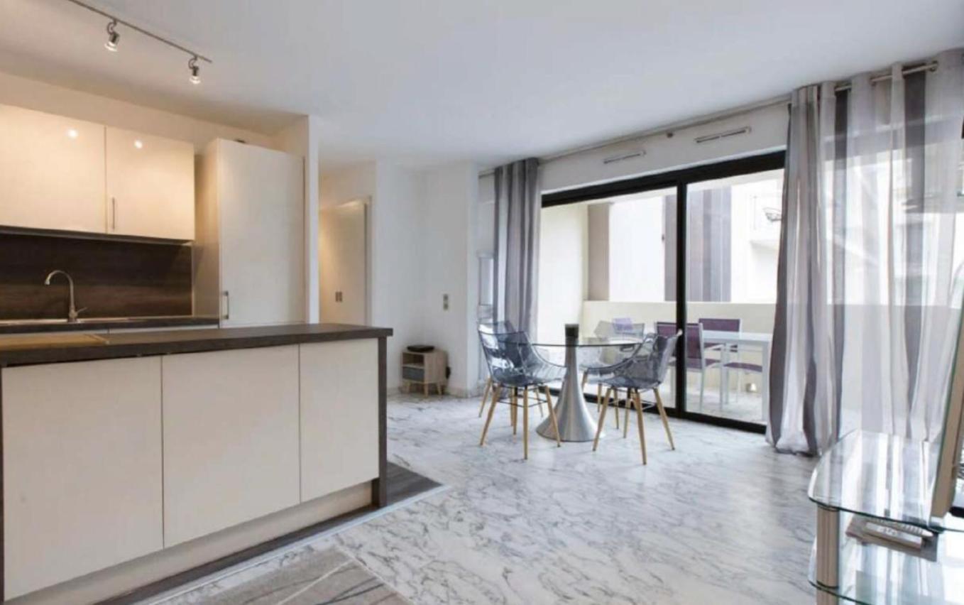 Apartment Lovely 1br-cannes Center *