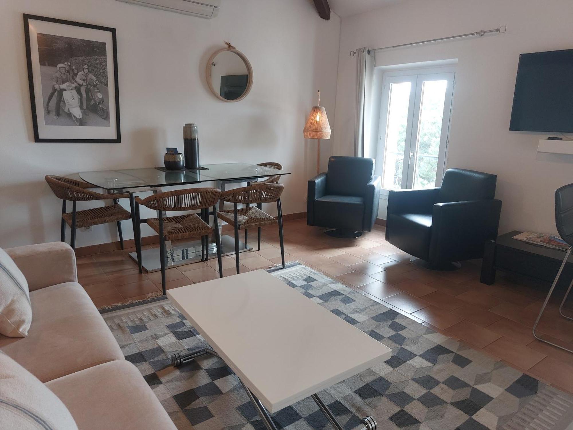 In The Hart Of Old - Place Du Suquet - 2 Min Walking Distance From Palais De Festivals And Beaches *