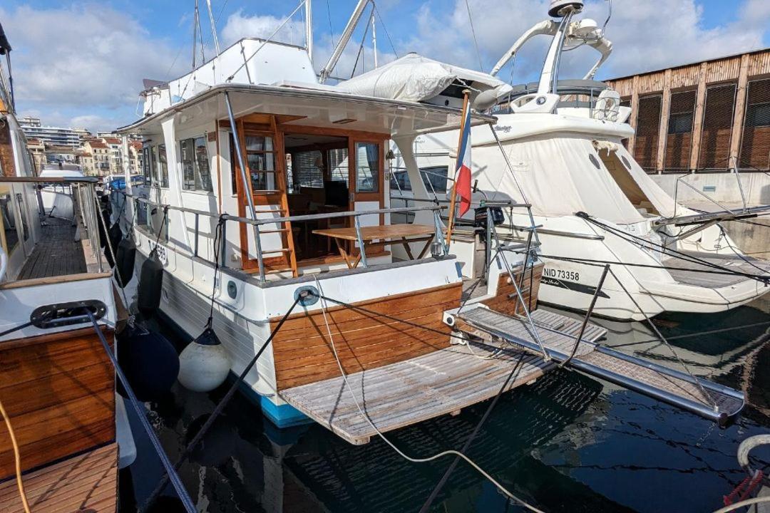 Botel Au Coeur De - Le Brise Iodee Cannes