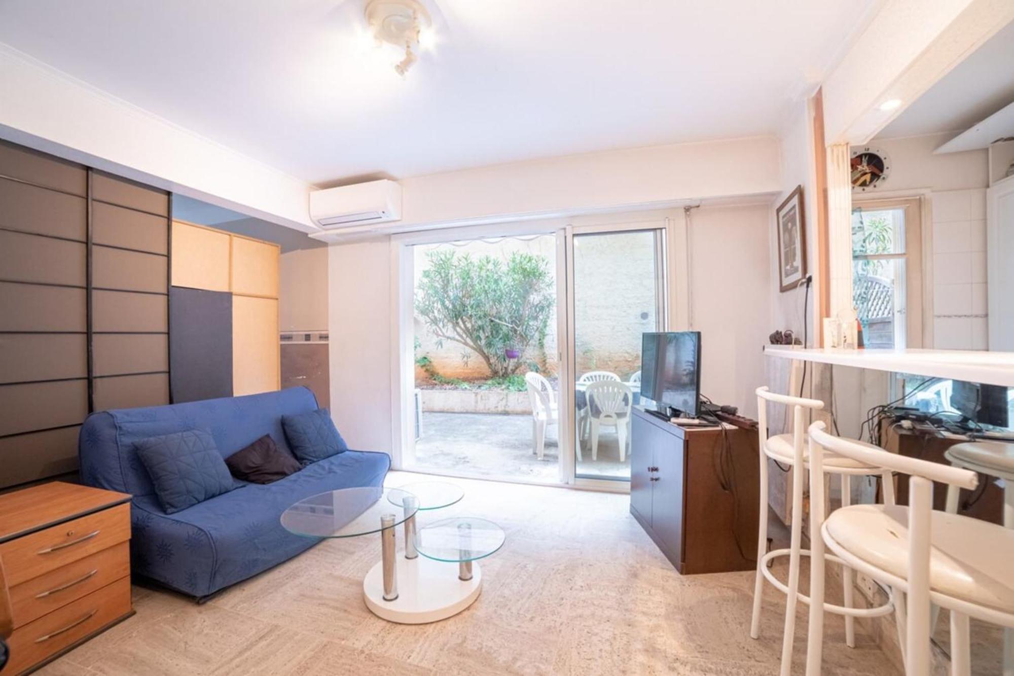 Beauvallon Furnished Flat Apartment Cannes