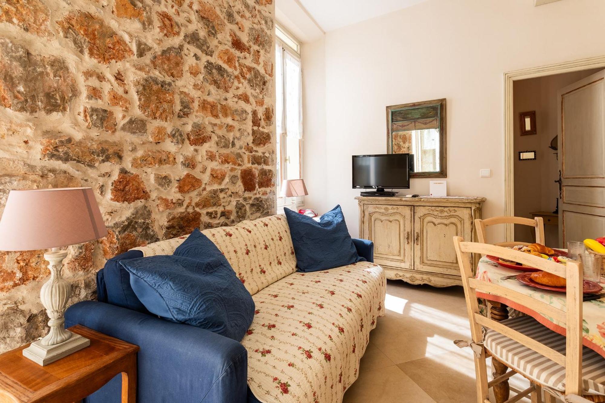 Apartment Freres Pradignac
