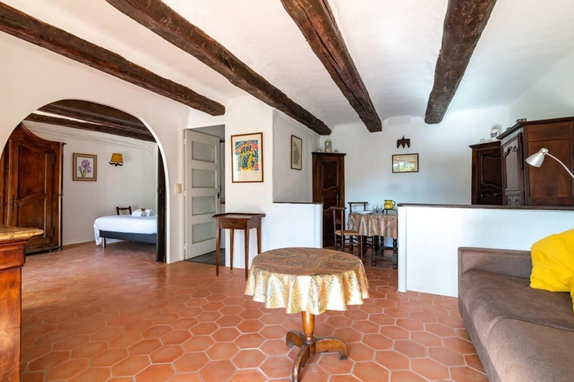 Caldana Furnished Flat *