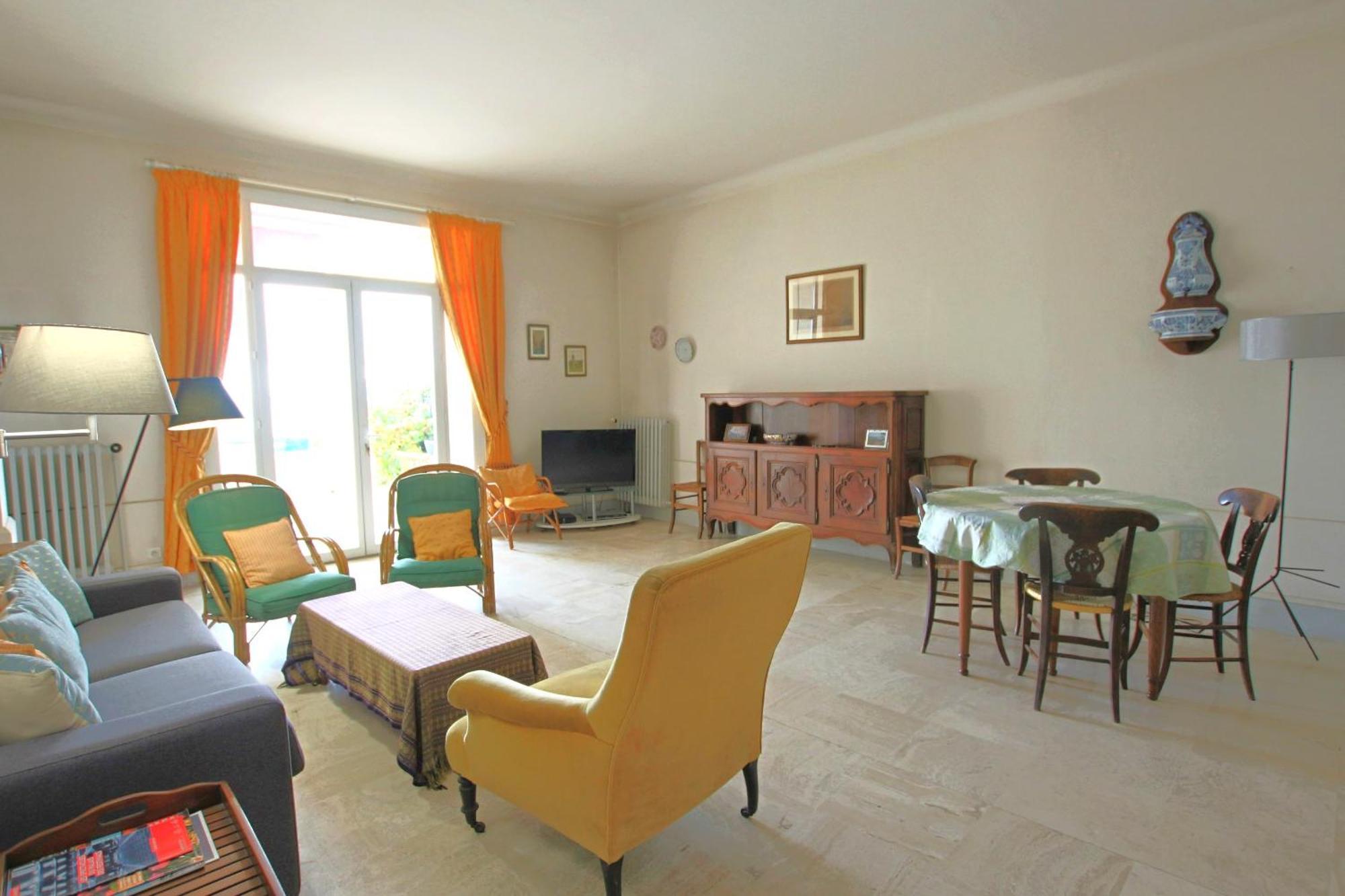 Sea View Apartment