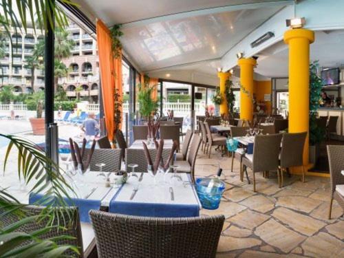 Bord De 4 Pers / 2 Piscines Apartment Cannes