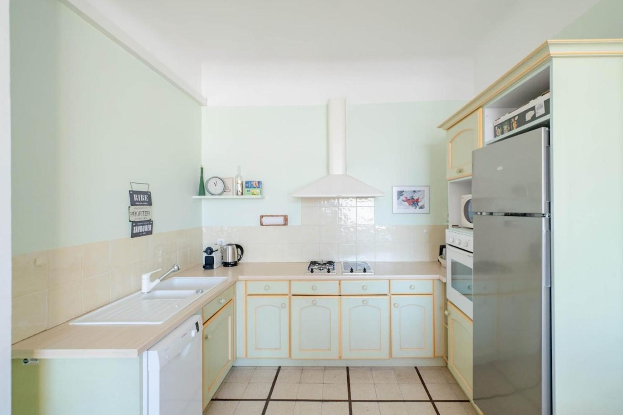 Wonderful 3 Bedroom Overlooking The Old Port *