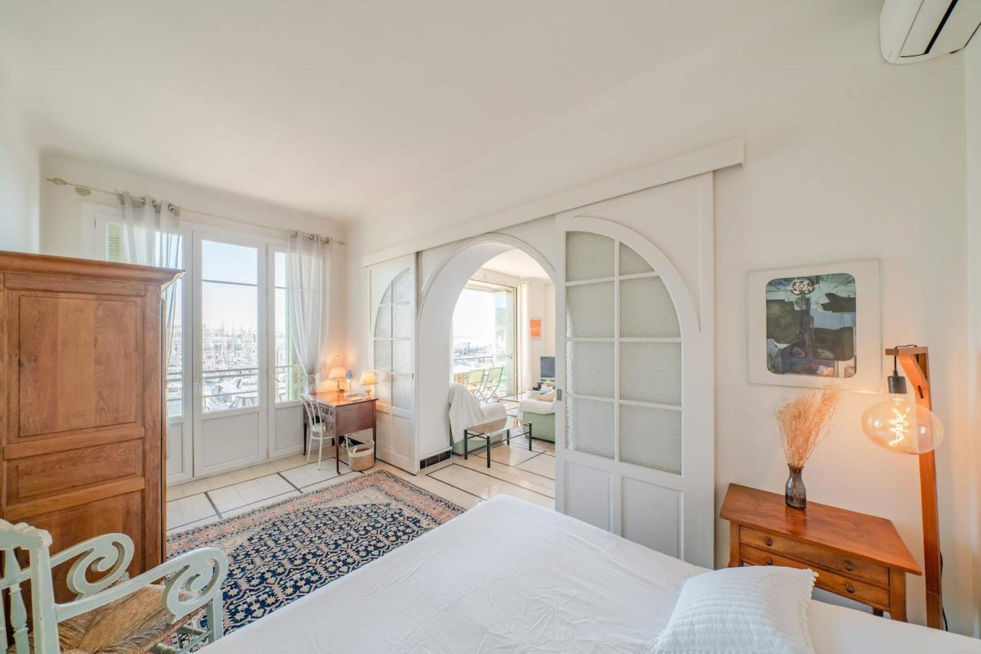 Wonderful 3 Bedroom Overlooking The Old Port