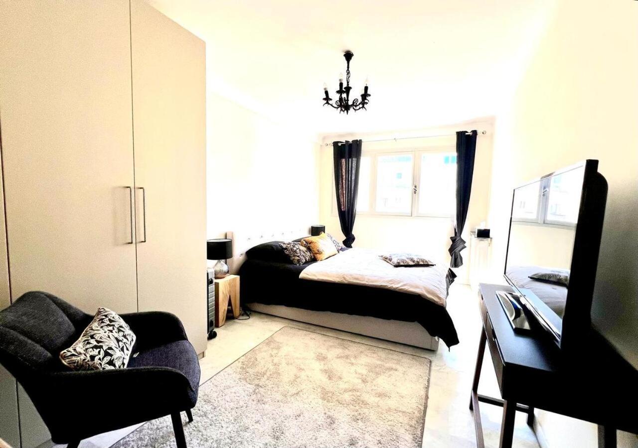 T2 Le Sunscene-parking-clim-terrasses-centre- Capitalchic Services