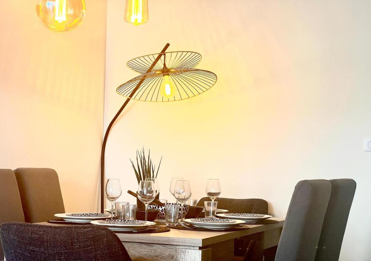 T2 Le Sunscene-parking-clim-terrasses-centre- Capitalchic Services Apartment