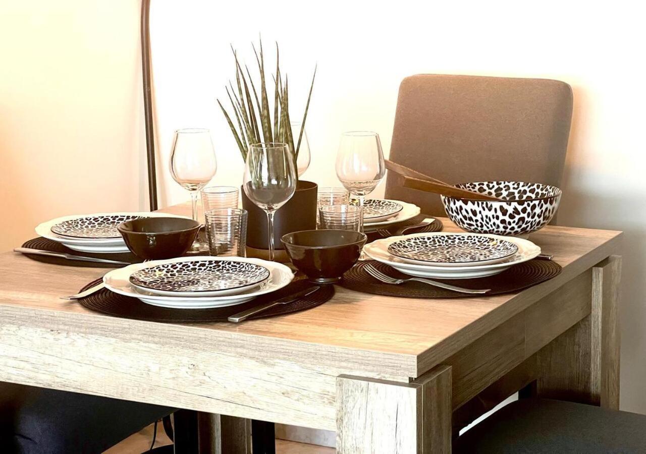 T2 Le Sunscene-parking-clim-terrasses-centre- Capitalchic Services * Cannes
