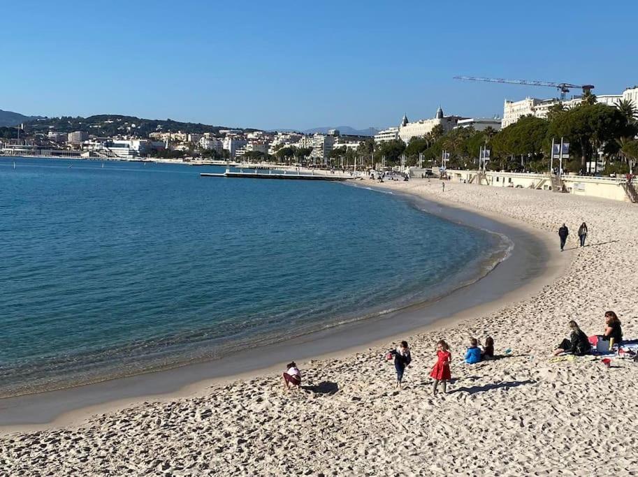 Grand 2 Pieces- Marche Forville * Cannes