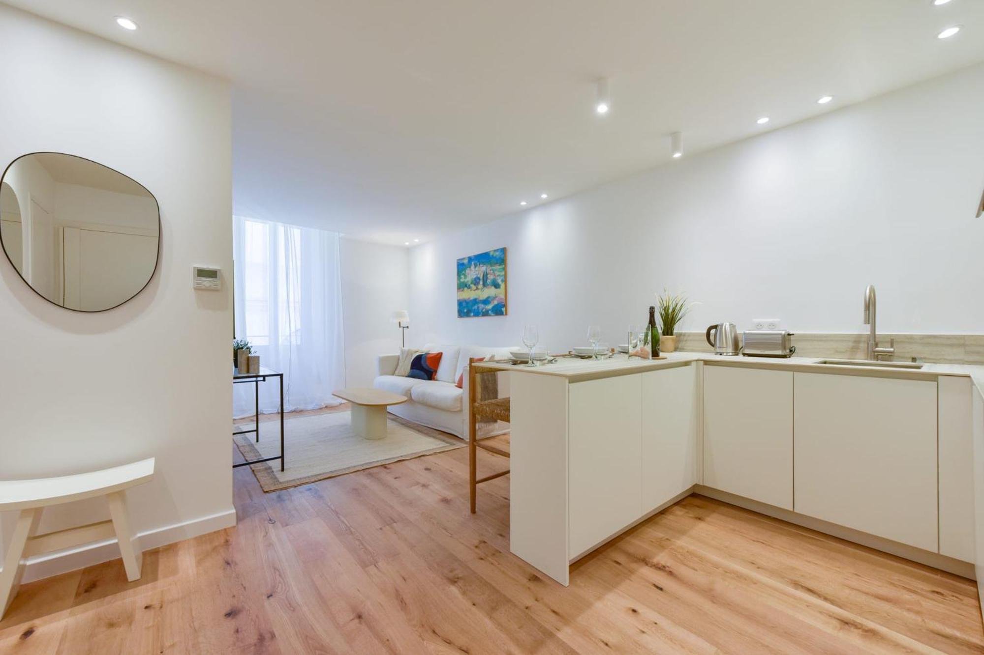 Upscale 1-br 100 Meter From The Palais Des Festivals Apartment Cannes