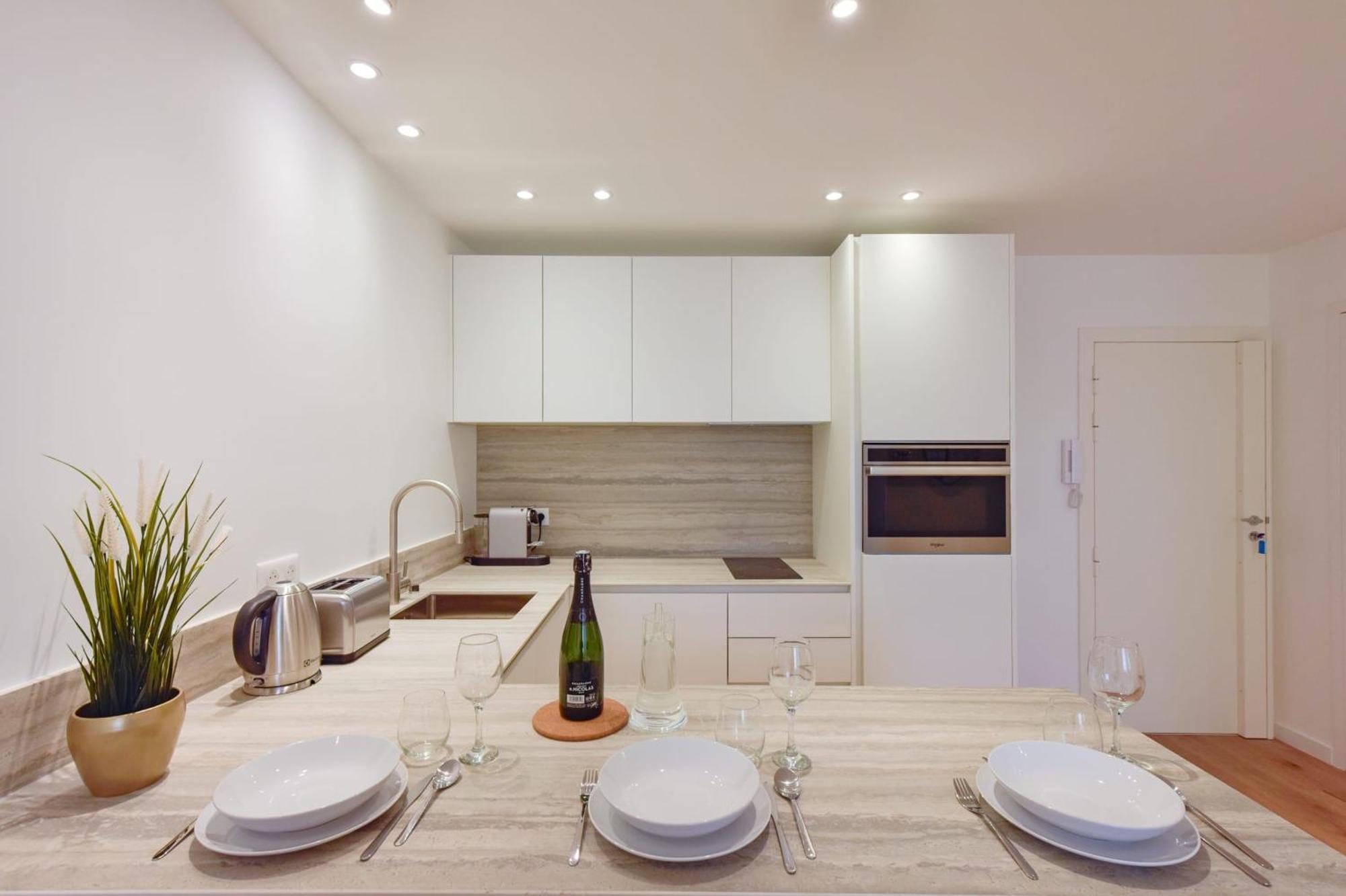 Upscale 1-br 100 Meter From The Palais Des Festivals Apartment
