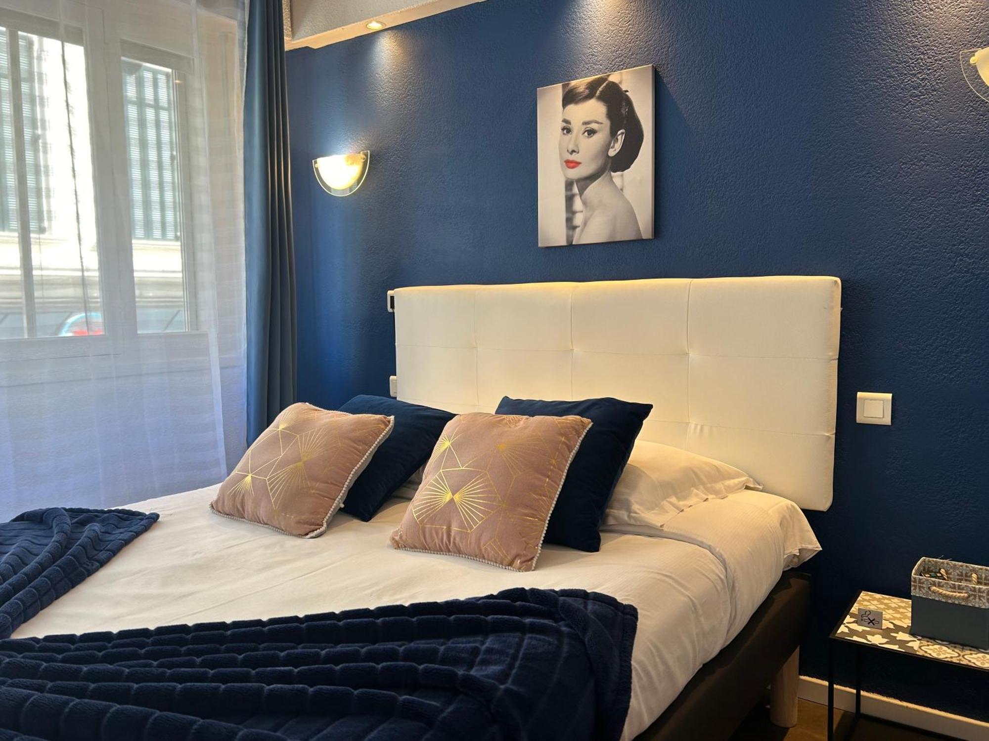 Ath Athenee Hotel 3*
