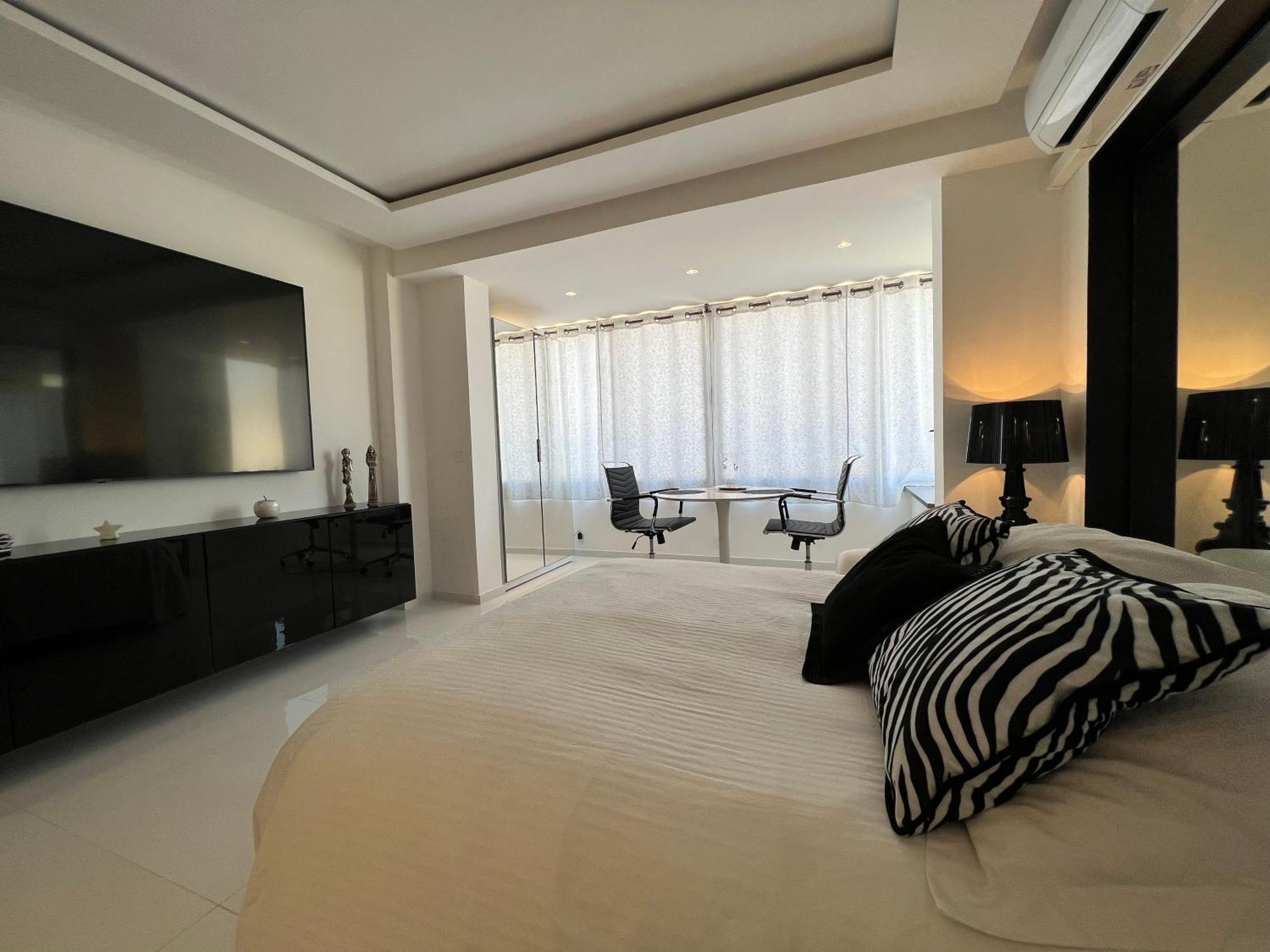 Superbe Studio Au Grand Apartment *