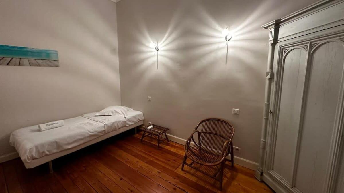B011-appartement Familial - Proche De La *