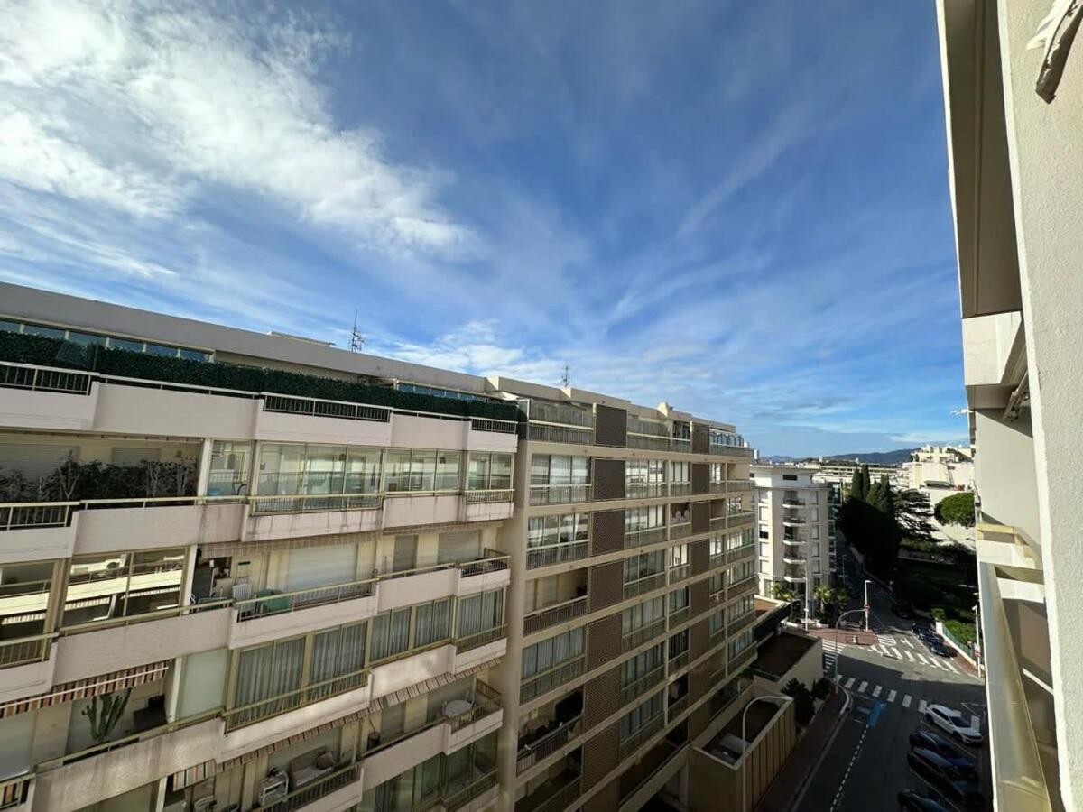 A017-charmant 2 Pieces A 200m De La Croisette Appartement *