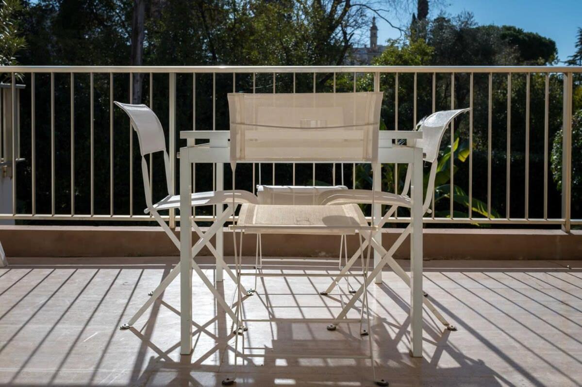 Holiday home A081-cannes Avec Terrasse Au Calme Cannes