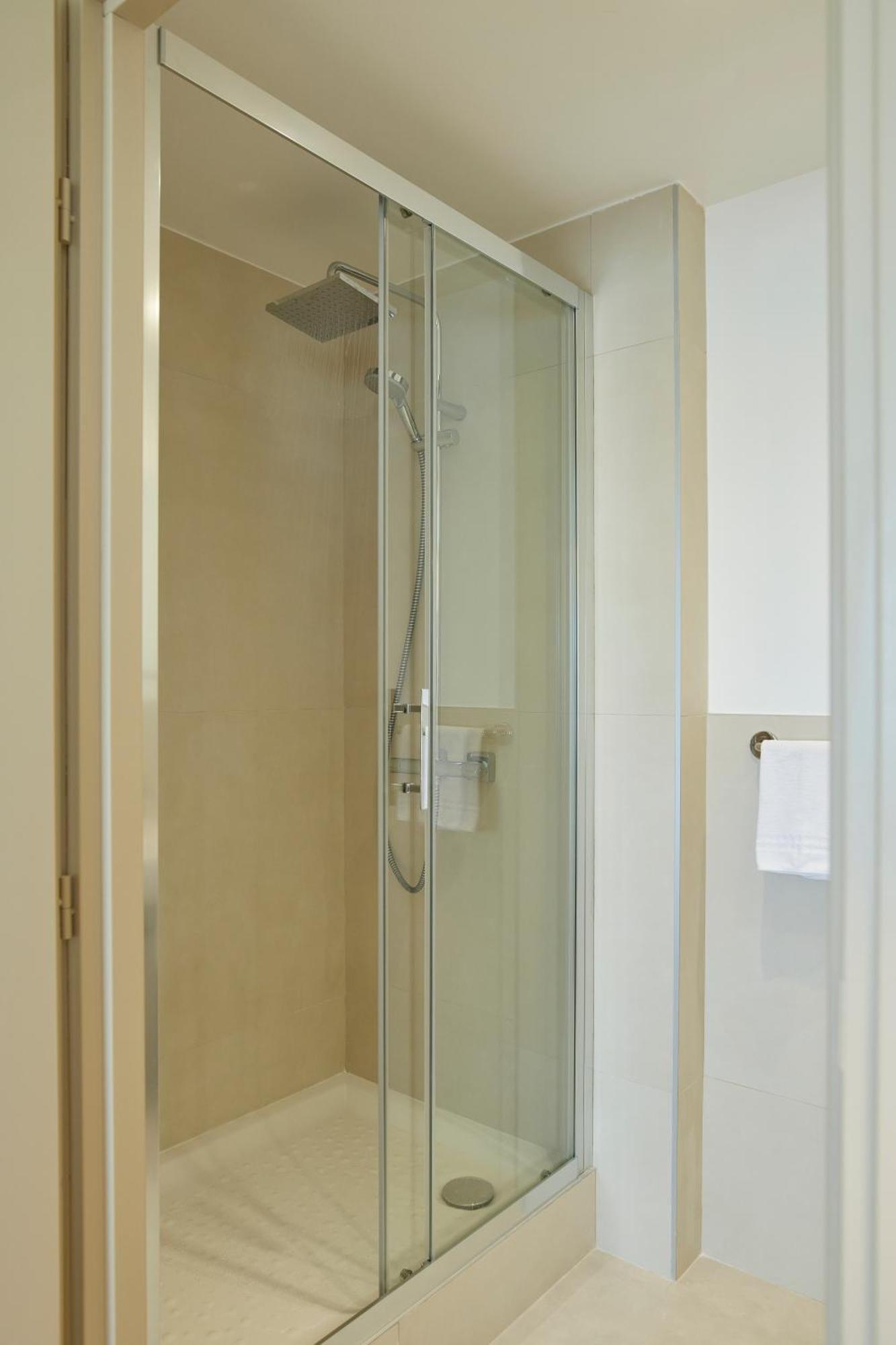 Hotel Des Victoires - Restaurant 3* Cannes