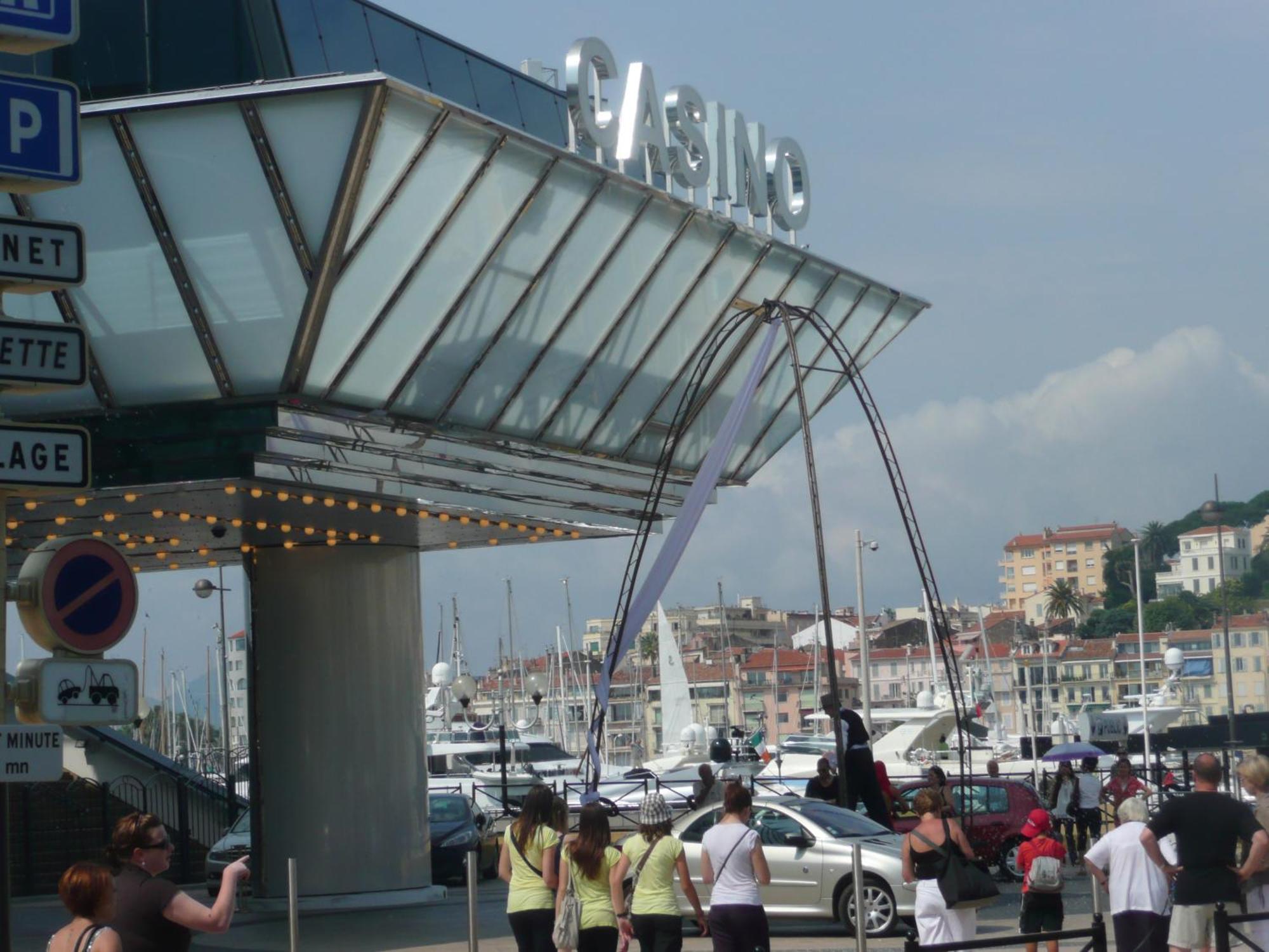 Hotel Jardin Croisette 3*