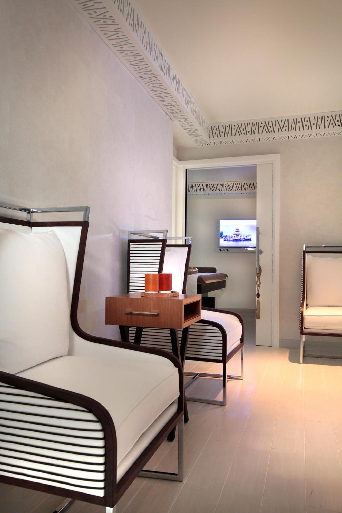 Five Seas By Inwood Cannes
