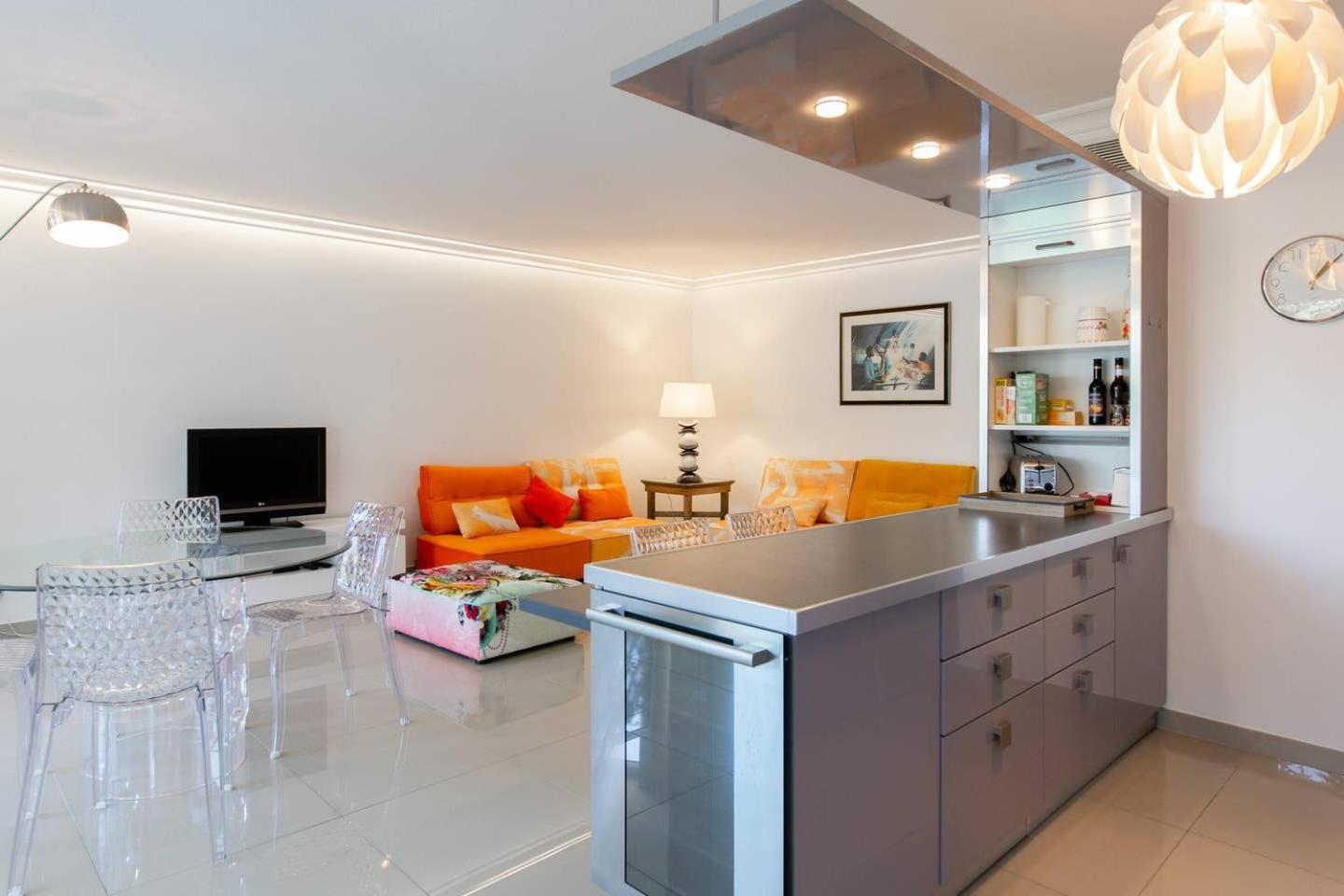 Apartment Martinez Area: Modern 3 Bedrooms W/ Terrace Cannes