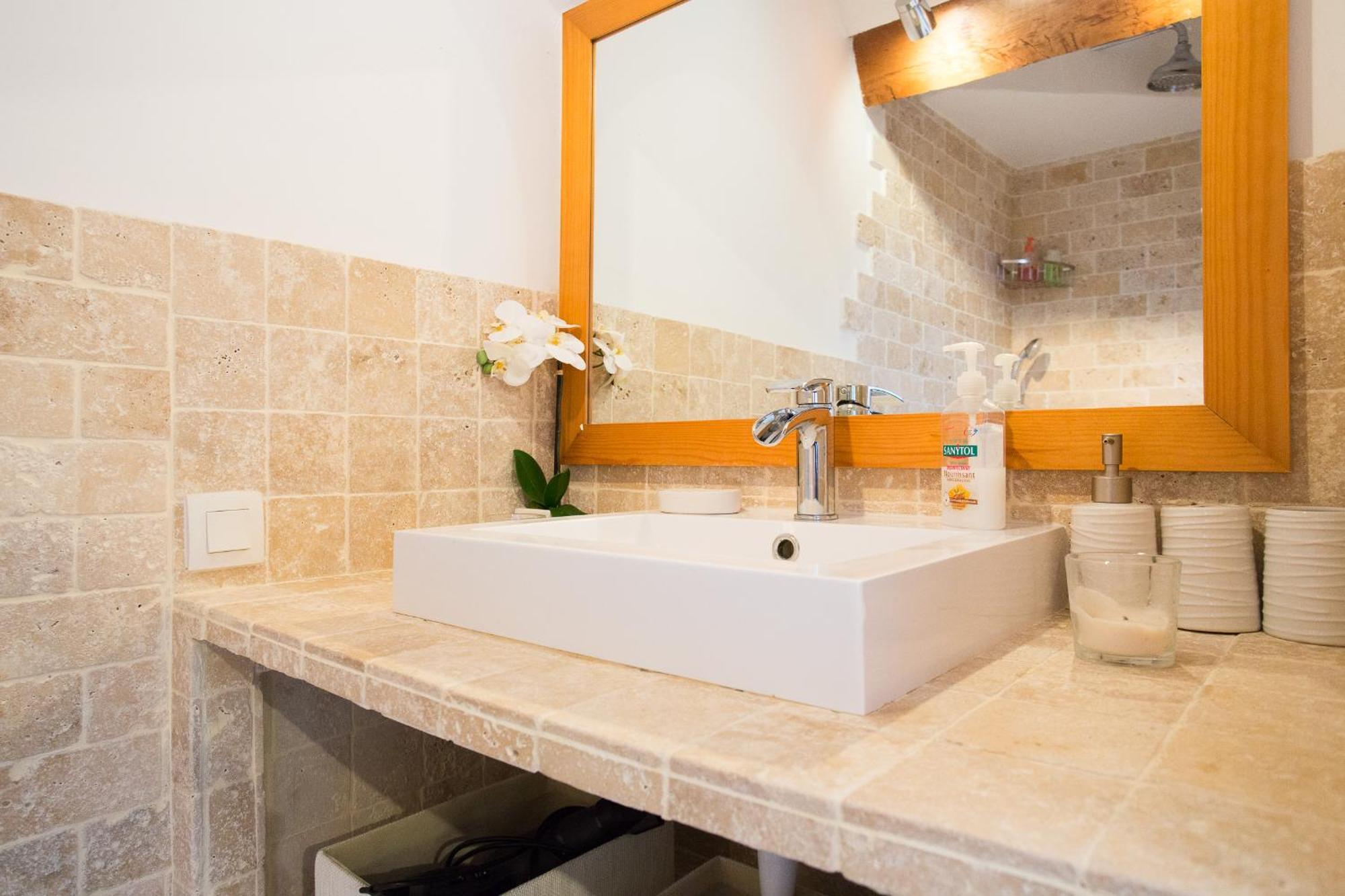 Apartment Lb Vacation I Big Loft 107m2, 10min Walk To Palais Des Festivals *